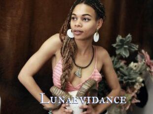 Lunaevidance