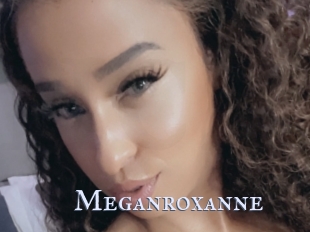 Meganroxanne