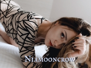 Niamooncrow