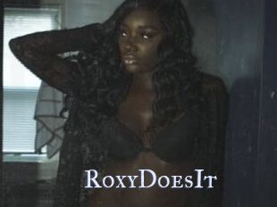 RoxyDoesIt