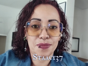 Staacy37